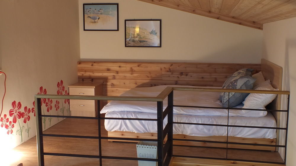 Ding Ding Homestay Jinhu Exterior photo