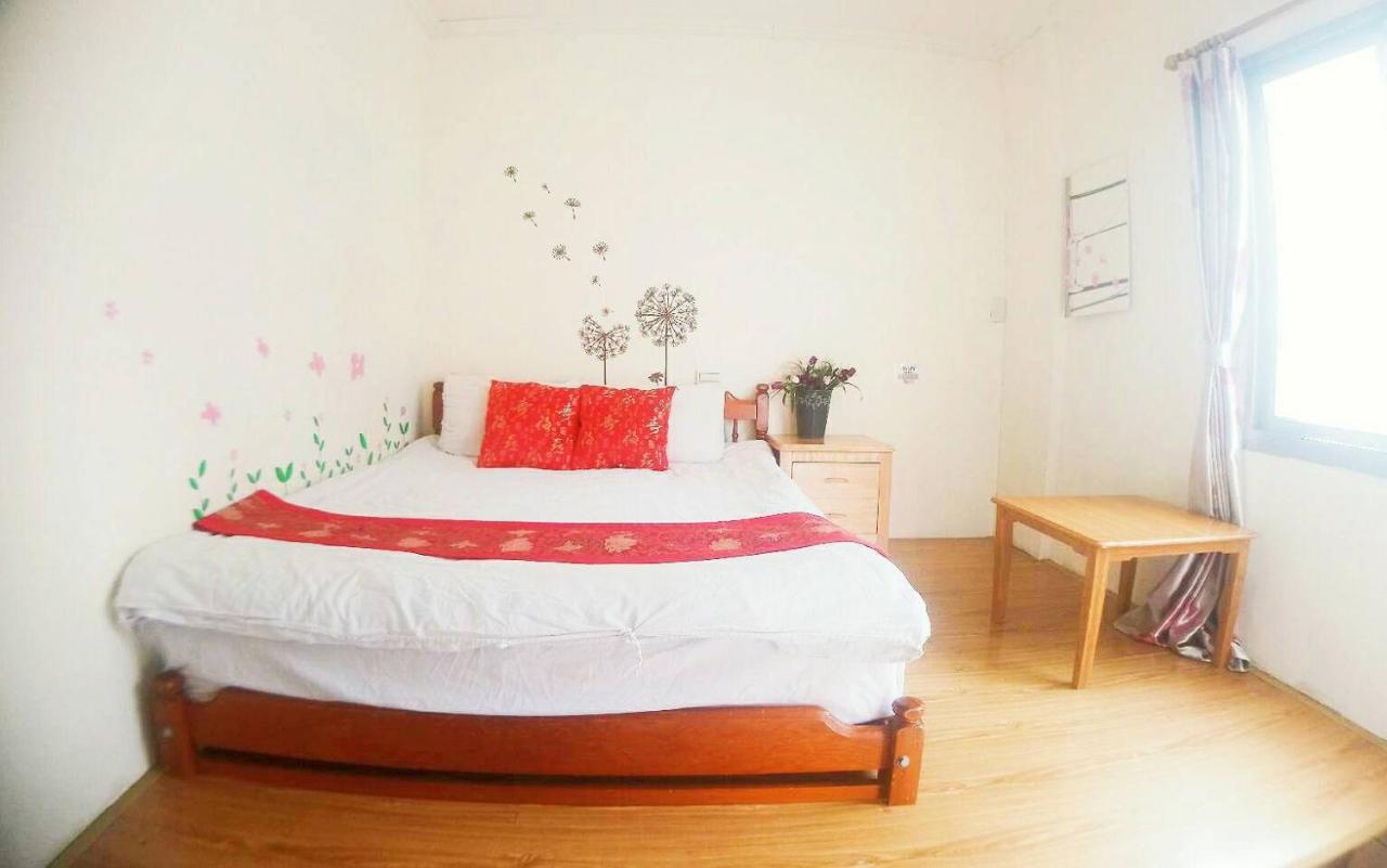 Ding Ding Homestay Jinhu Exterior photo